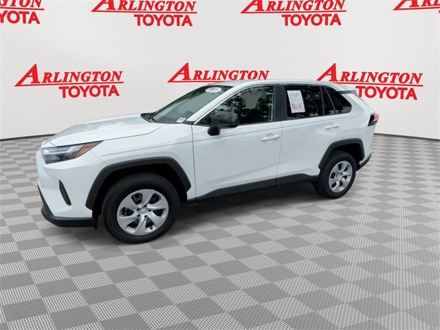 2024 Toyota RAV4 LE