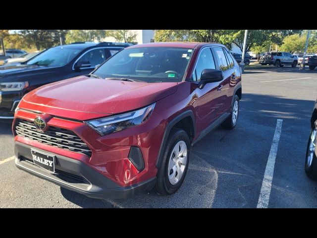 2024 Toyota RAV4 LE