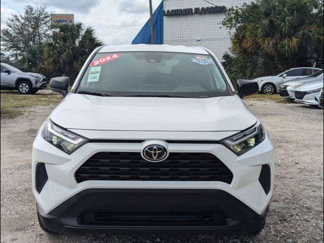 2024 Toyota RAV4 LE