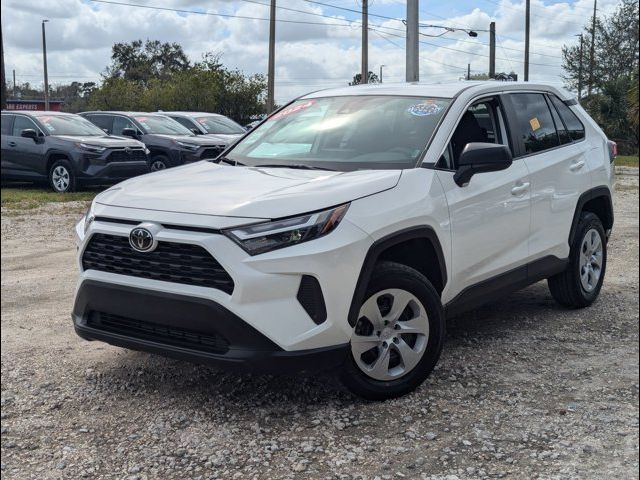 2024 Toyota RAV4 LE