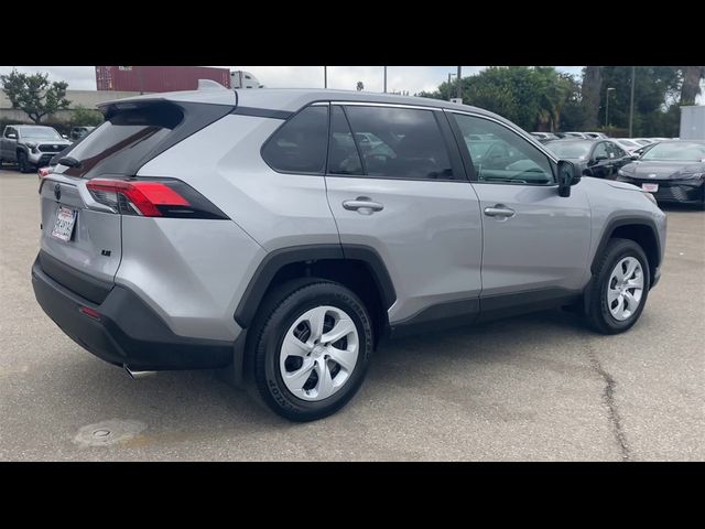 2024 Toyota RAV4 LE