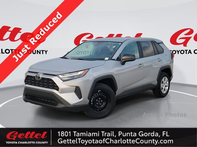 2024 Toyota RAV4 LE