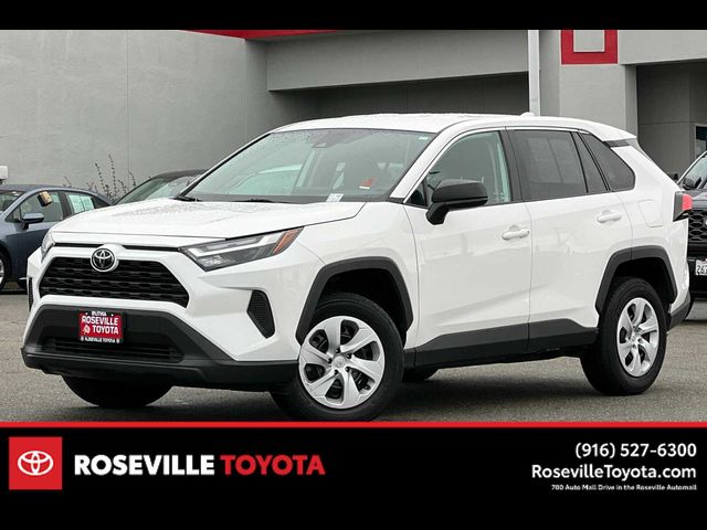 2024 Toyota RAV4 LE