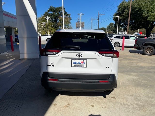 2024 Toyota RAV4 LE