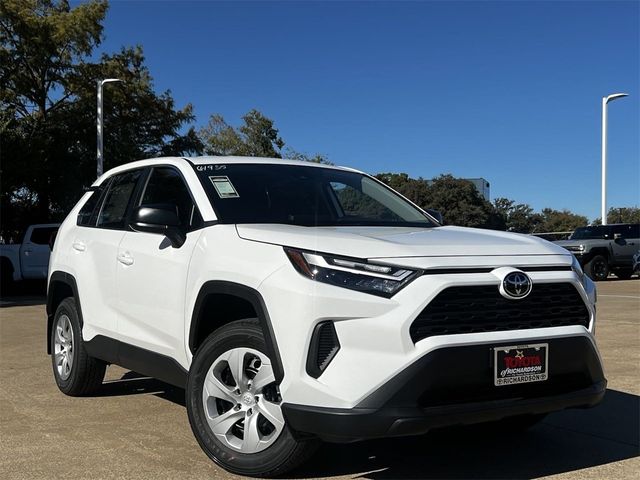 2024 Toyota RAV4 LE