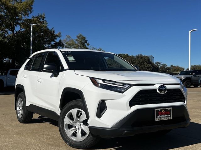 2024 Toyota RAV4 LE