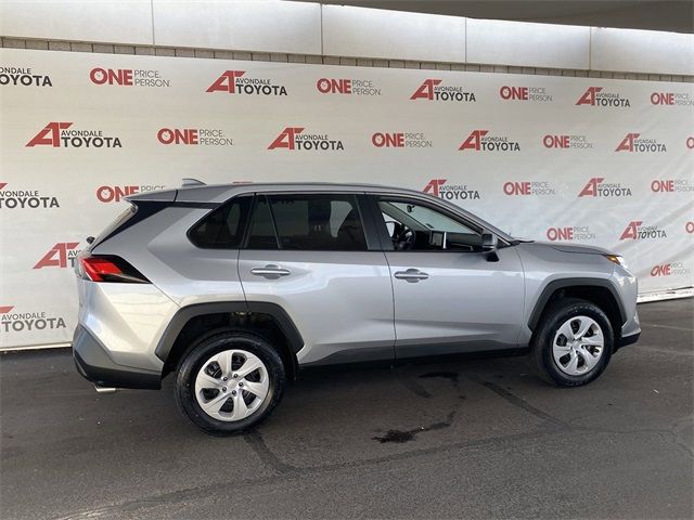 2024 Toyota RAV4 LE