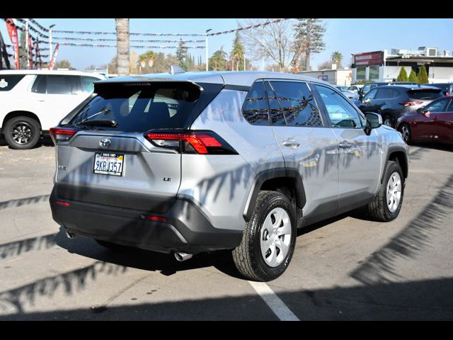 2024 Toyota RAV4 LE