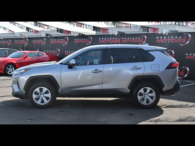 2024 Toyota RAV4 LE