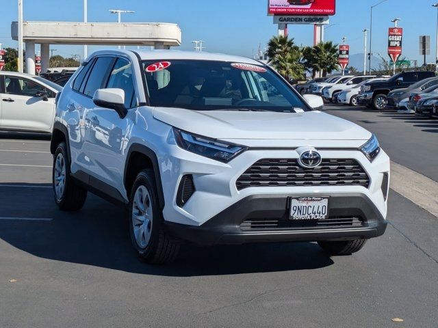 2024 Toyota RAV4 LE