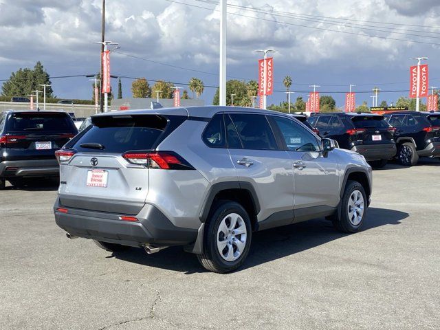 2024 Toyota RAV4 LE