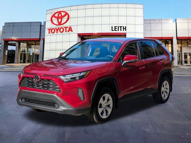 2024 Toyota RAV4 LE