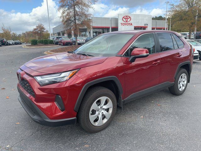 2024 Toyota RAV4 LE