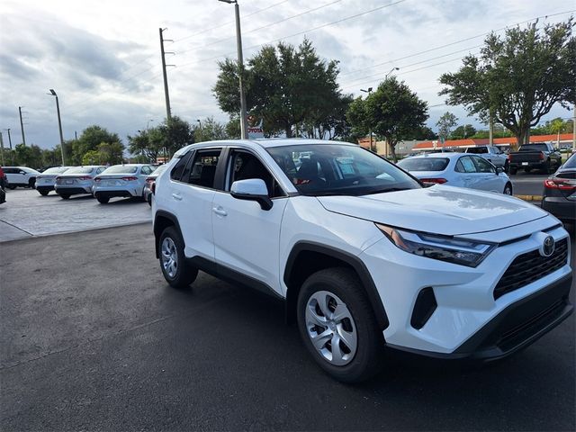 2024 Toyota RAV4 LE