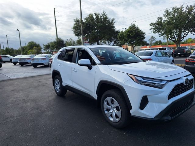 2024 Toyota RAV4 LE