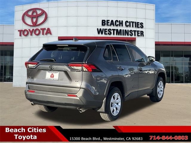 2024 Toyota RAV4 LE