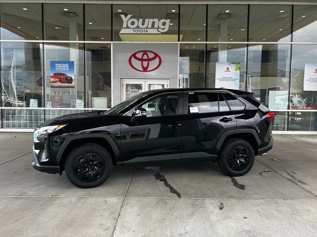 2024 Toyota RAV4 LE