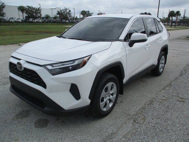 2024 Toyota RAV4 LE