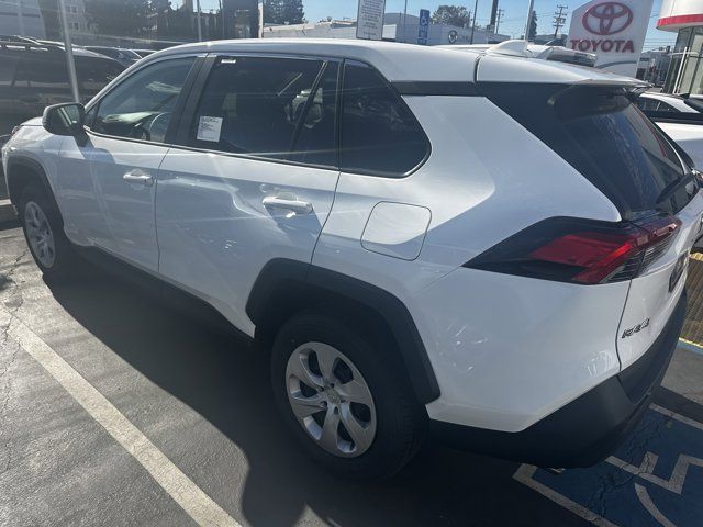 2024 Toyota RAV4 LE