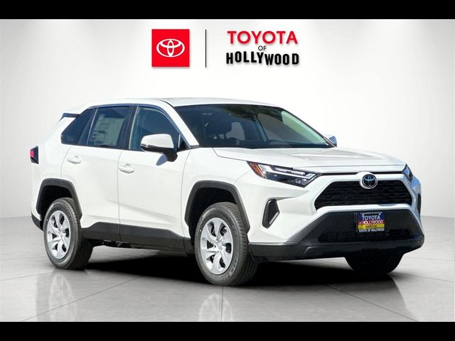 2024 Toyota RAV4 LE