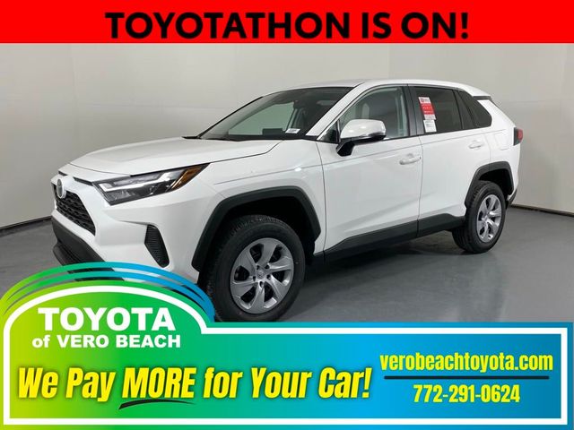 2024 Toyota RAV4 LE