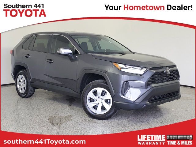 2024 Toyota RAV4 LE