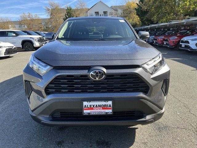 2024 Toyota RAV4 LE