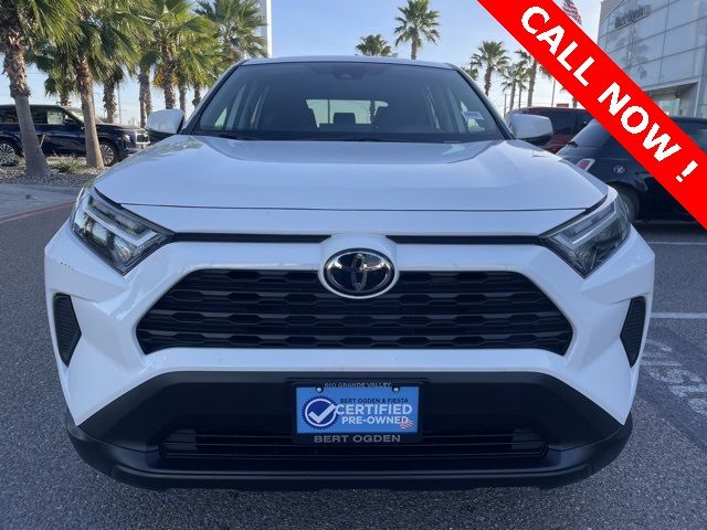 2024 Toyota RAV4 LE