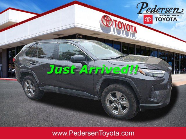 2024 Toyota RAV4 Hybrid LE