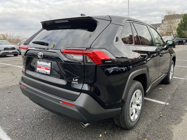 2024 Toyota RAV4 LE