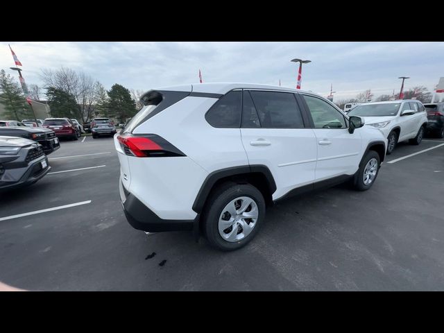 2024 Toyota RAV4 LE