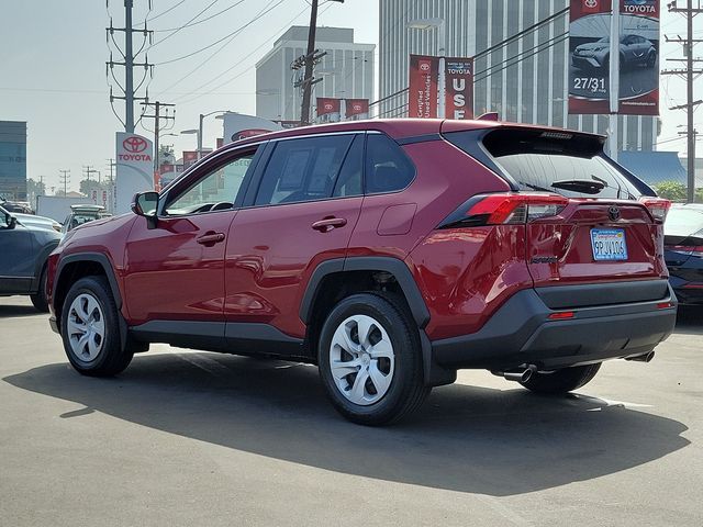 2024 Toyota RAV4 LE