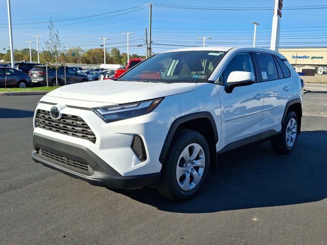 2024 Toyota RAV4 LE