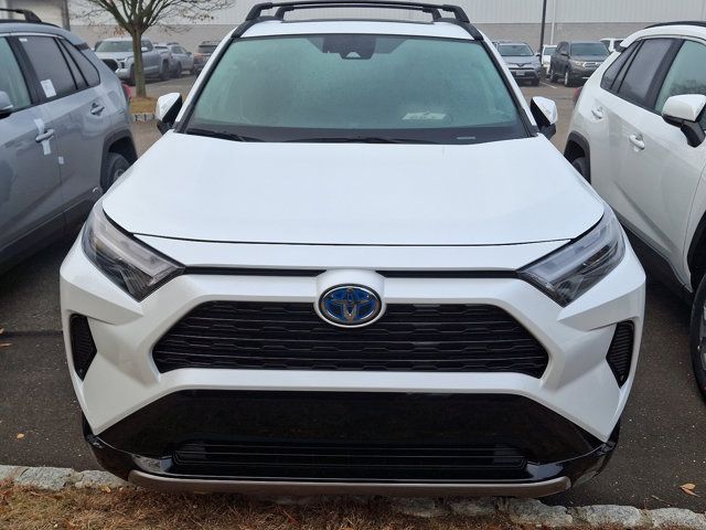 2024 Toyota RAV4 Hybrid SE