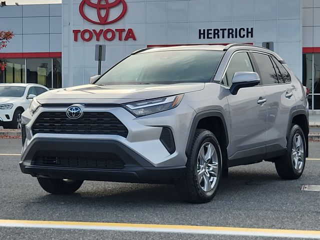 2024 Toyota RAV4 XLE