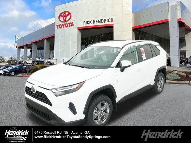 2024 Toyota RAV4 XLE