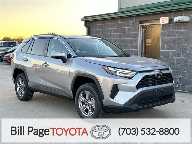 2024 Toyota RAV4 XLE