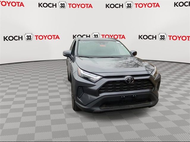 2024 Toyota RAV4 XLE