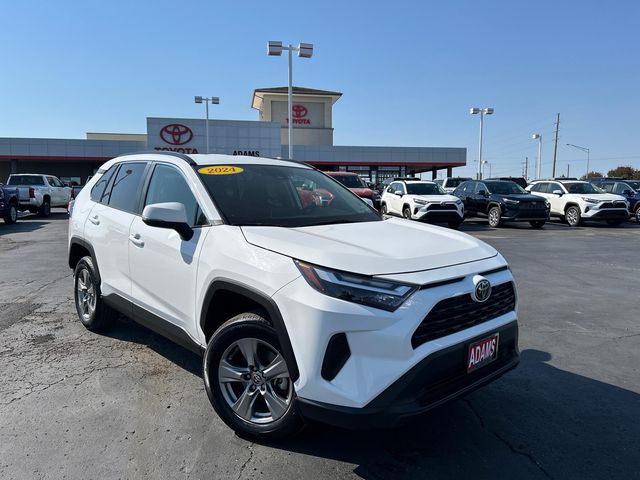 2024 Toyota RAV4 XLE