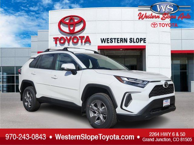 2024 Toyota RAV4 XLE