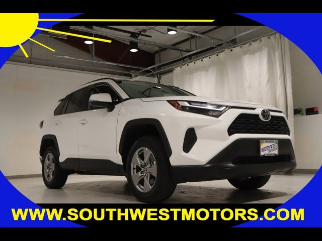 2024 Toyota RAV4 XLE