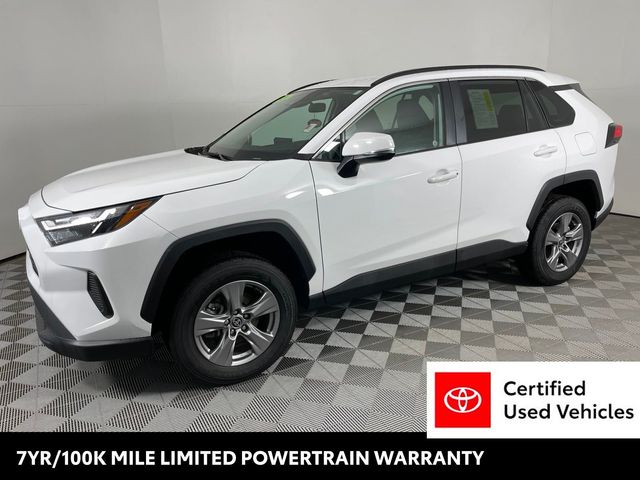 2024 Toyota RAV4 XLE