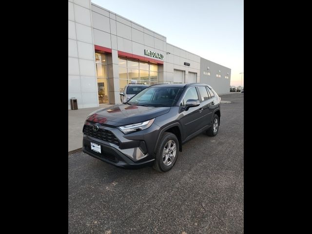 2024 Toyota RAV4 XLE