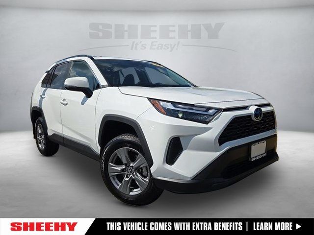 2024 Toyota RAV4 XLE