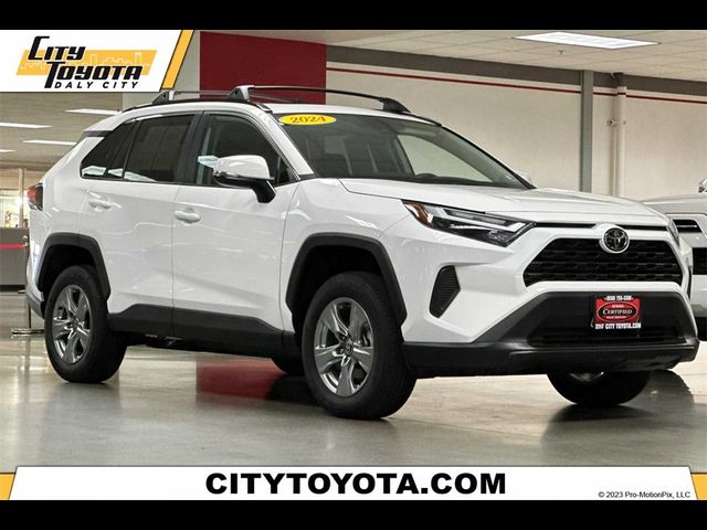 2024 Toyota RAV4 XLE