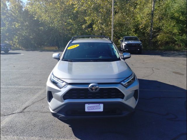 2024 Toyota RAV4 XLE