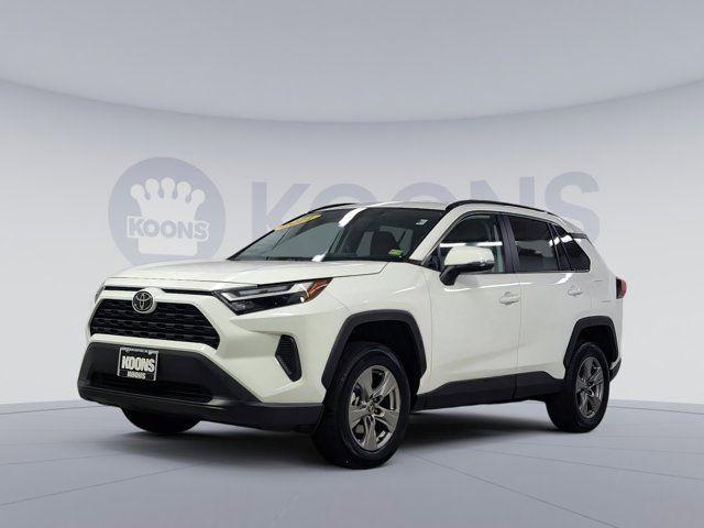 2024 Toyota RAV4 XLE