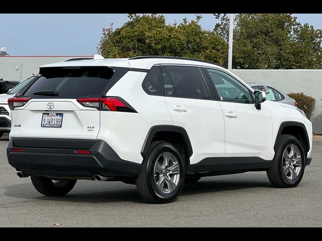 2024 Toyota RAV4 XLE