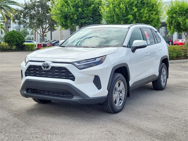 2024 Toyota RAV4 XLE