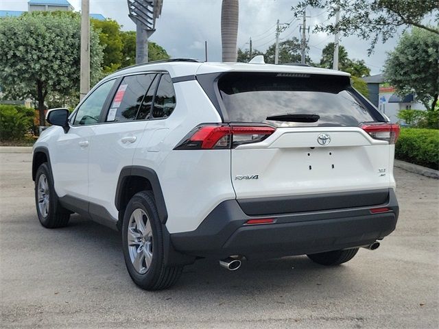 2024 Toyota RAV4 XLE